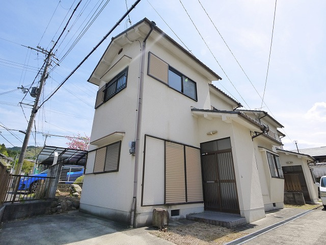 下村一戸建の外観|落ち着いた雰囲気の外観です