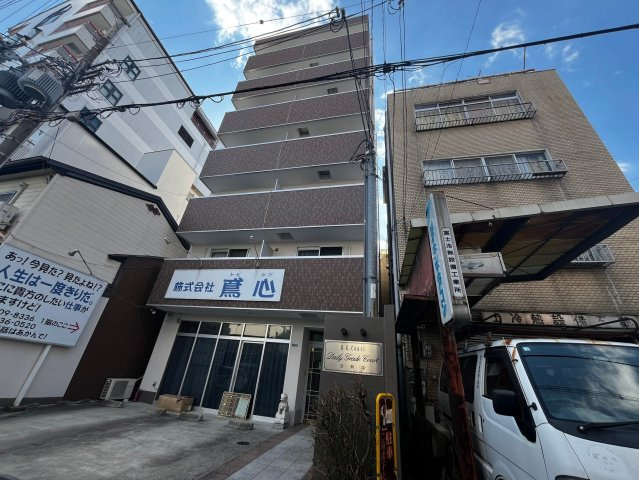 D.G.COURT　BRAVI不動産の外観