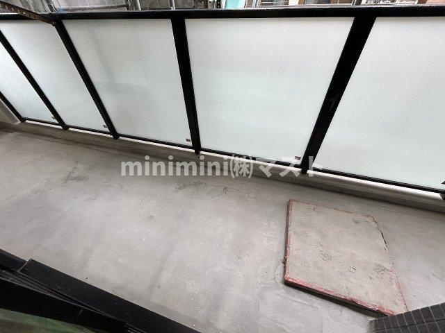 ALZA京町堀のバルコニー