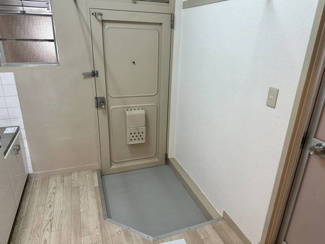 【玄関】 | ビレッジハウス城北タワー1号棟 | ビレッジハウスの同一物件・同一タイプの間取りの写真です