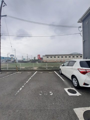 【駐車場】 | ジョイリバー | 駐車場です
