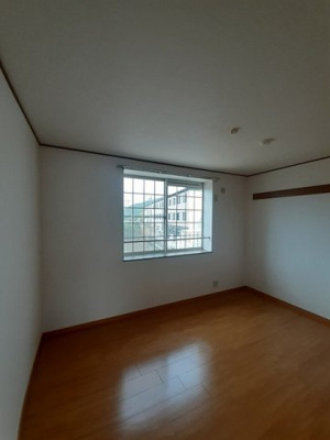 【内装】 | ジョイリバー | 内装は落ち着いています