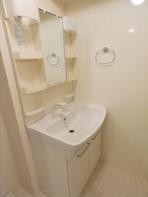 【洗面所】 | ハウスひまわり | 忙しい朝には欠かせない洗面所です