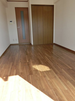 【洋室】 | シヨン北九大前