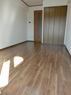 【寝室】 | シヨン北九大前