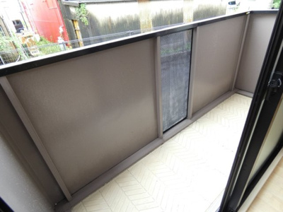 【バルコニー】 | ハピネス則貞 | バルコニーからの眺めを楽しみながら食事をしませんか