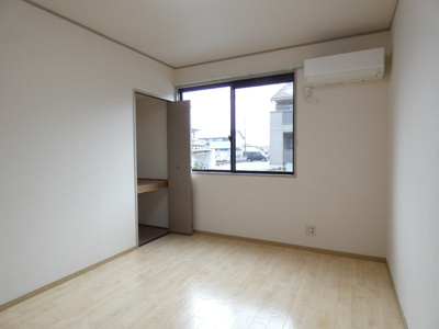 【居間・リビング】 | ハピネス則貞 | おしゃれな居間です