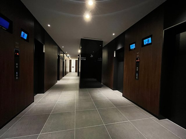 シティタワー大阪本町のロビー