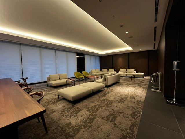 シティタワー大阪本町のロビー