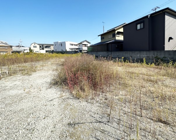 八万町川南売土地の外観