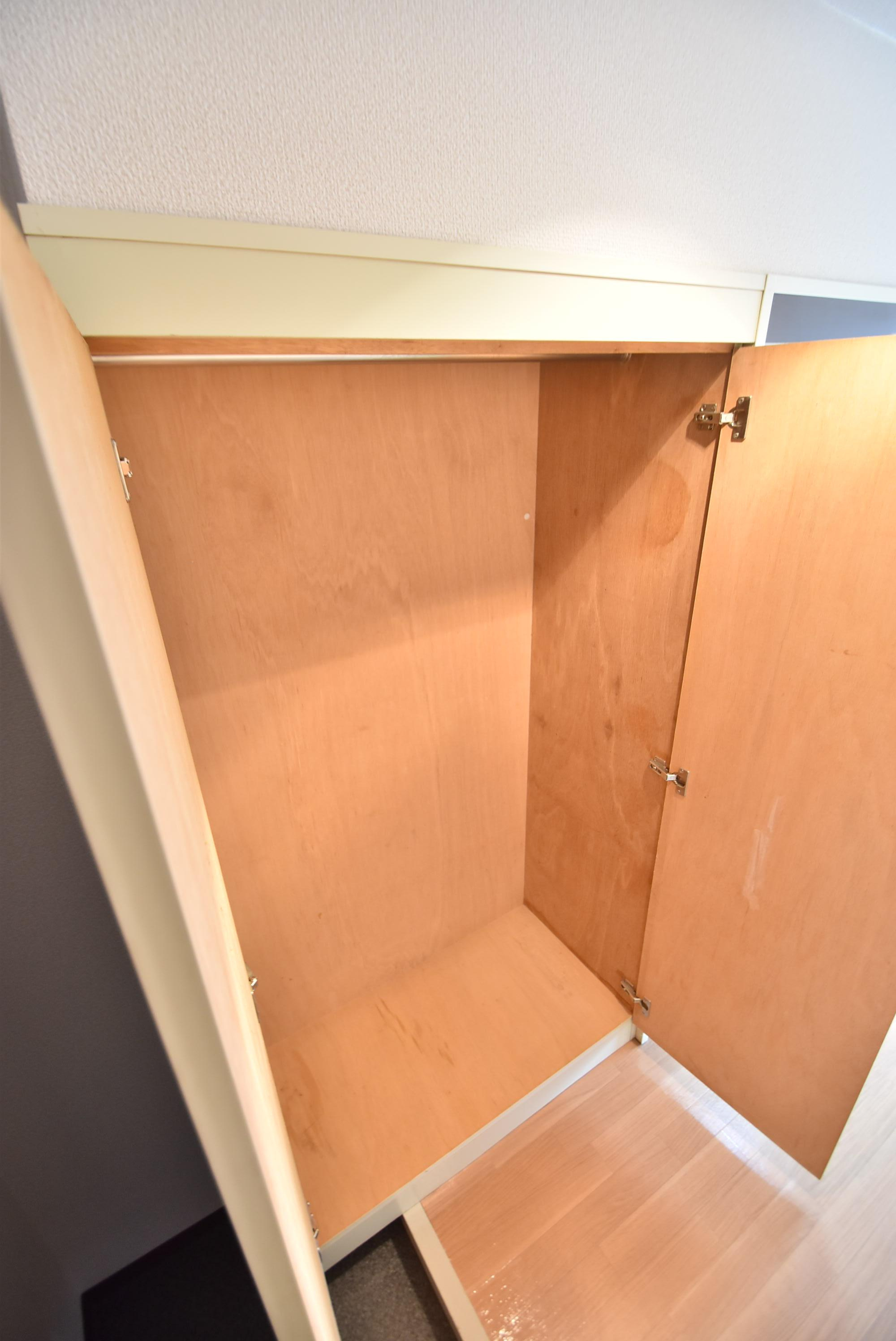 大阪市城東区野江１丁目の賃貸マンションの収納