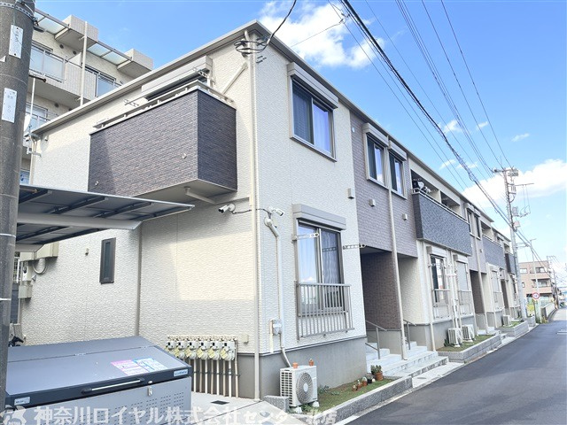 エムヒルズの画像