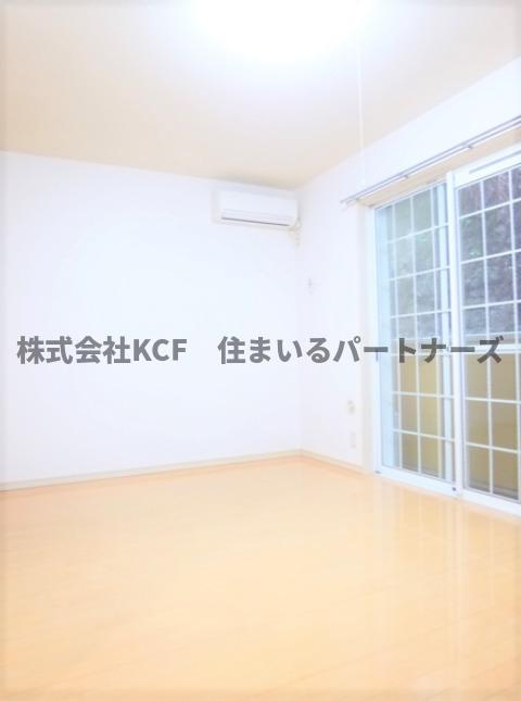 リブレア御井町の居間・リビング|スタンダードな洋室です