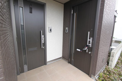 【エントランス】 | Ｃａｓａ大町Ａ