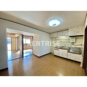 杉本ビルの駐車場