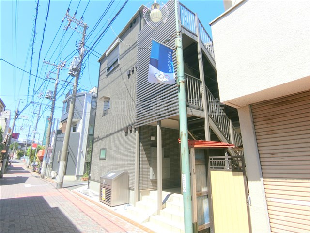 羽田道ソレイユの外観