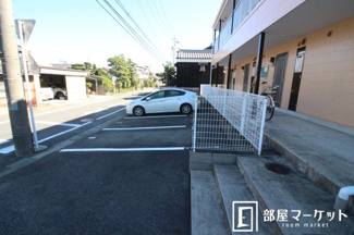 【駐車場】