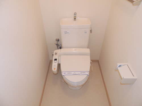 熊本市中央区新屋敷２丁目のアパートのトイレ