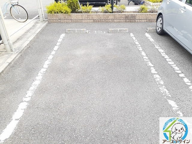 ドミールⅢの駐車場|駐車場です