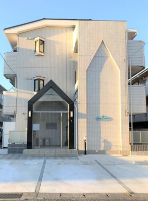 【エントランス】 | コアクレスト上草柳2