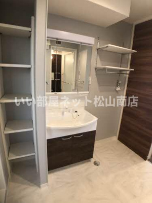 【洋室】 | ベレオ道後