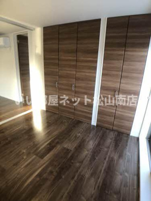 【洋室】 | ベレオ道後