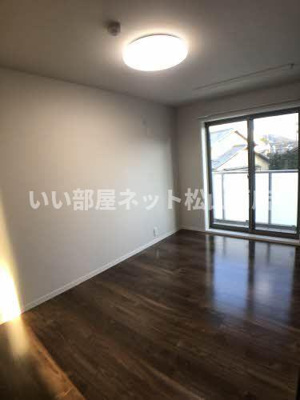 【洋室】 | ベレオ道後