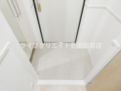 【玄関】 | ラフィナージュ
