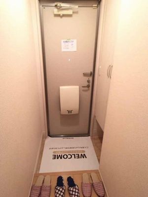 【玄関】 | フォレストガーデン　A