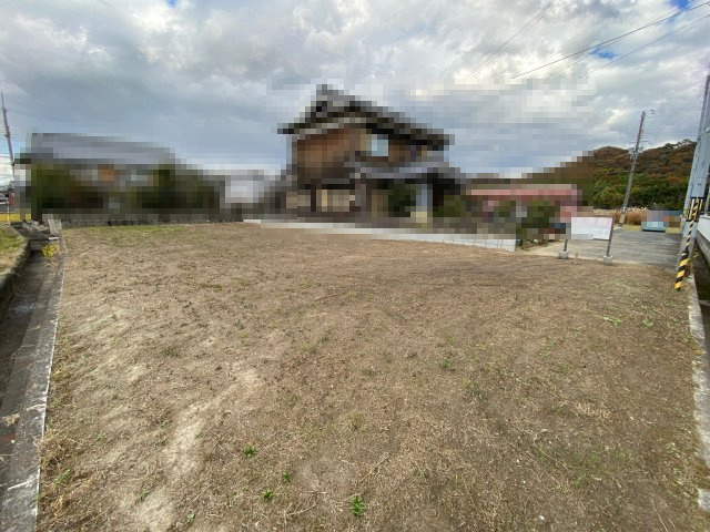 明田売土地の外観