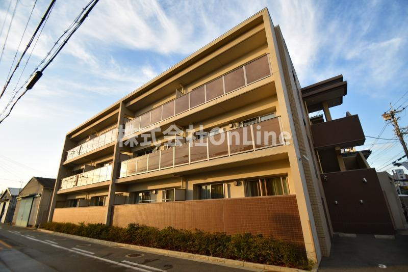 シャンテ高井田の外観
