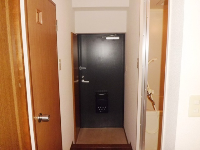 パインリッチⅠの玄関