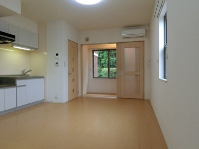 【居間・リビング】 | ハルコウ・イズミ