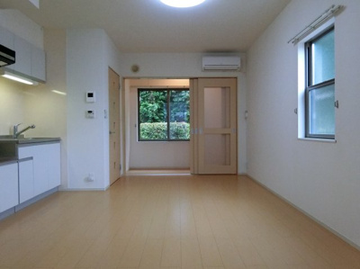 【居間・リビング】 | ハルコウ・イズミ