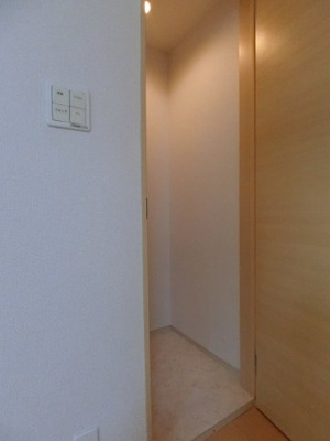 【トイレ】 | ハルコウ・イズミ