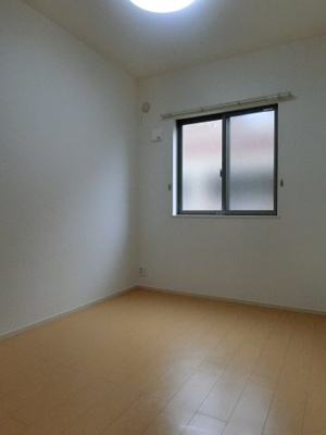 【洋室】 | ハルコウ・イズミ