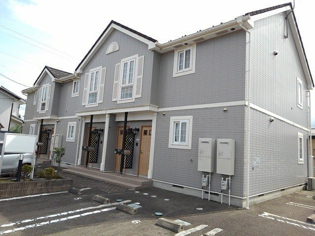サンノーハイツの外観