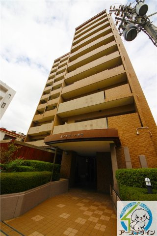 エンゼラート明石の外観