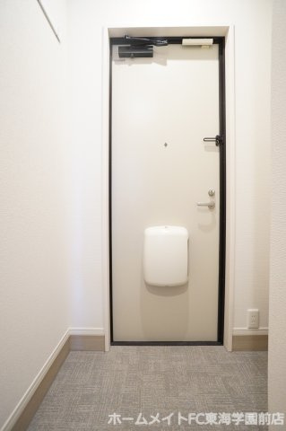 トリシア小山の玄関