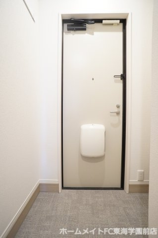 トリシア小山の玄関