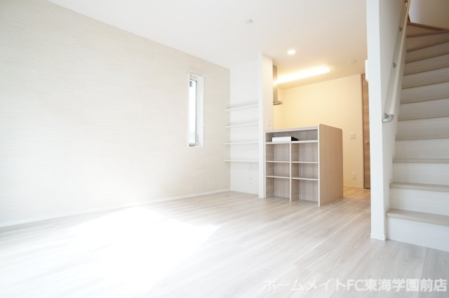トリシア小山の居間・リビング