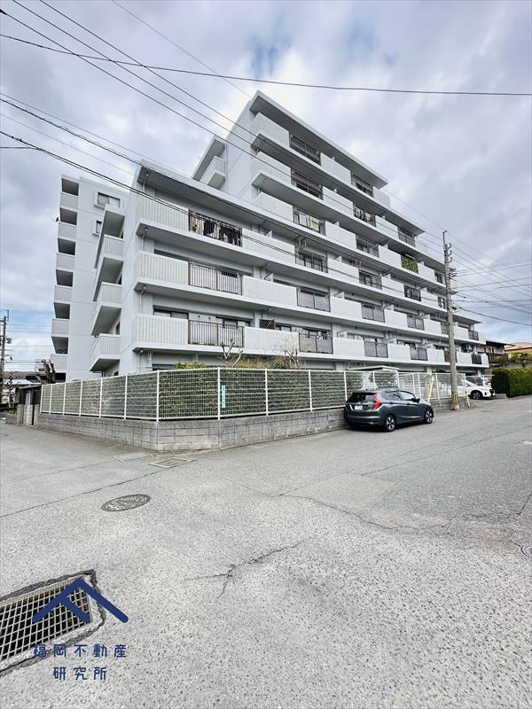 ヒューマンズ古賀の外観