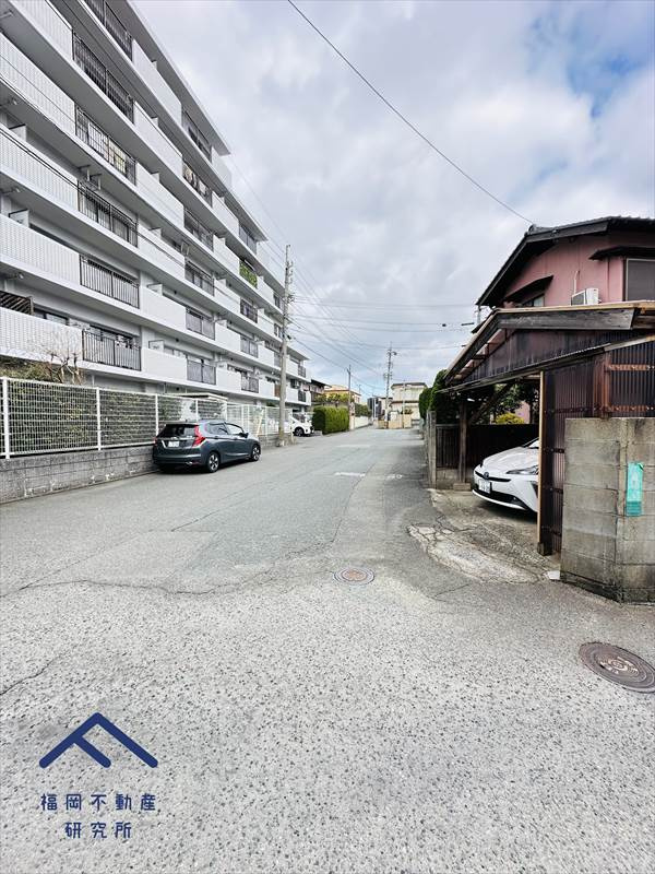 ヒューマンズ古賀の周辺