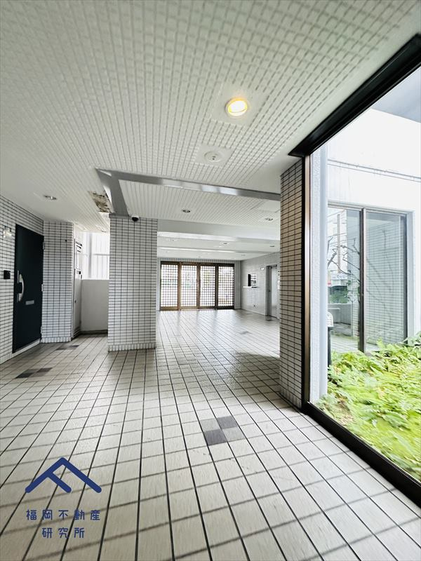 ヒューマンズ古賀のエントランス