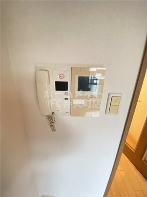 【セキュリティ】 | シャトー弁天参番館 | モニター付きインターホン