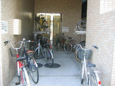【その他共用部分】 | シャトー弁天参番館 | 駐輪スペース