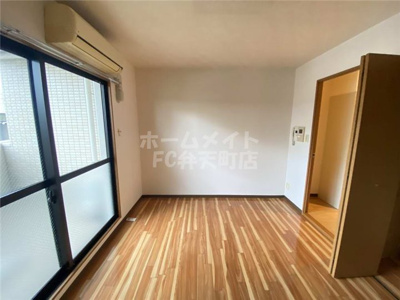 【寝室】 | シャトー弁天参番館 | 寝室にいかがでしょうか