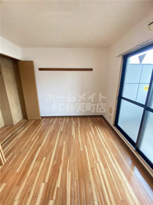 【居間・リビング】 | シャトー弁天参番館 | 使いやすいリビングです