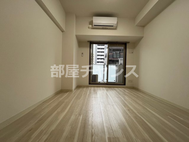 La Douceur今池の居間・リビング|こちらの居間で趣味の時間をお楽しみください