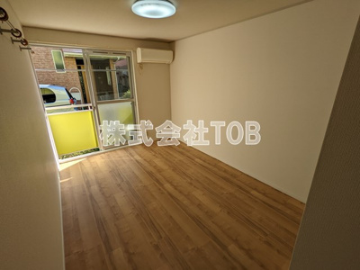 【居間・リビング】 | メゾンボヌール-緑ヶ丘2丁目- | 洋室6帖